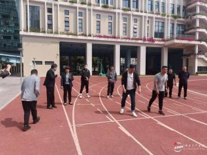 引入AI智慧操场的深圳市莲花中学，福田区文体局副...